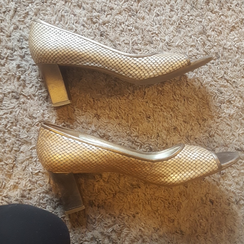 Talbots Peep toe pumps - Picture 5 of 5
